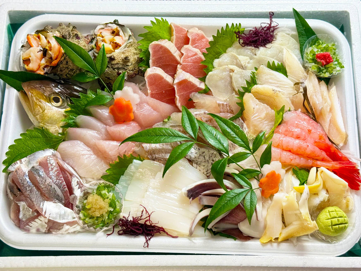 お刺身盛り合わせ【4〜5名様】7560円(送料込み)